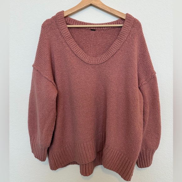Free People Sweaters - Free People oversized sweater, pink size medium/large